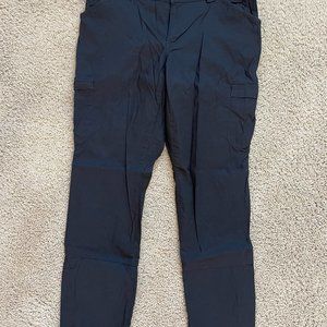 Women's Duluth Trading Company Dry on the Fly Bootcut Cargo Pants 12 x 33